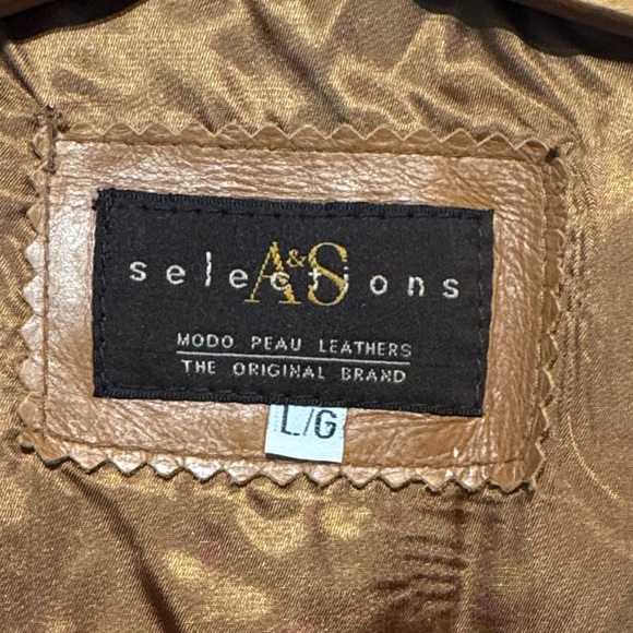 Vintage Brown Leather Vest - Picture 2 of 8